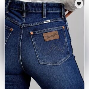 Wrangler Women's High Rise Boot Jeans